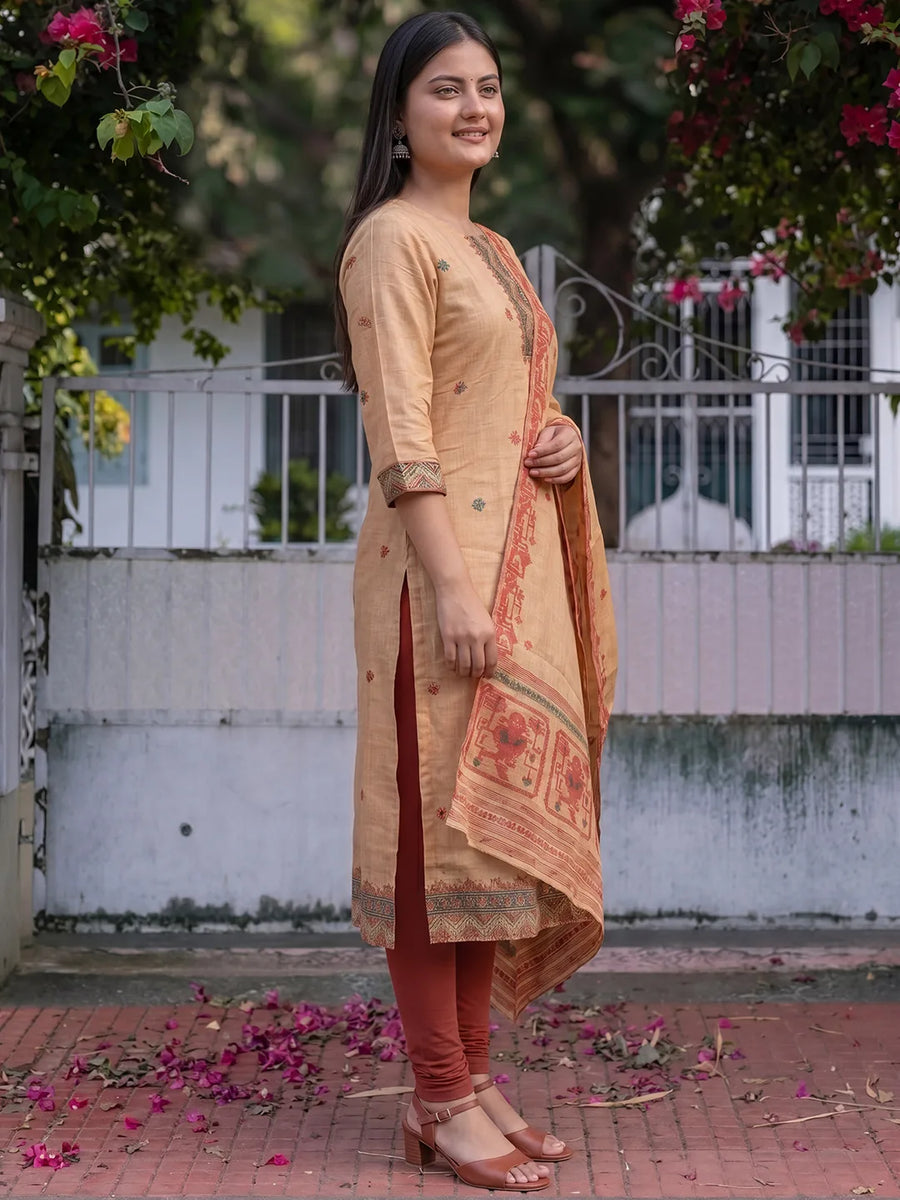 Kareena Kurti & Dupatta Set - view 5